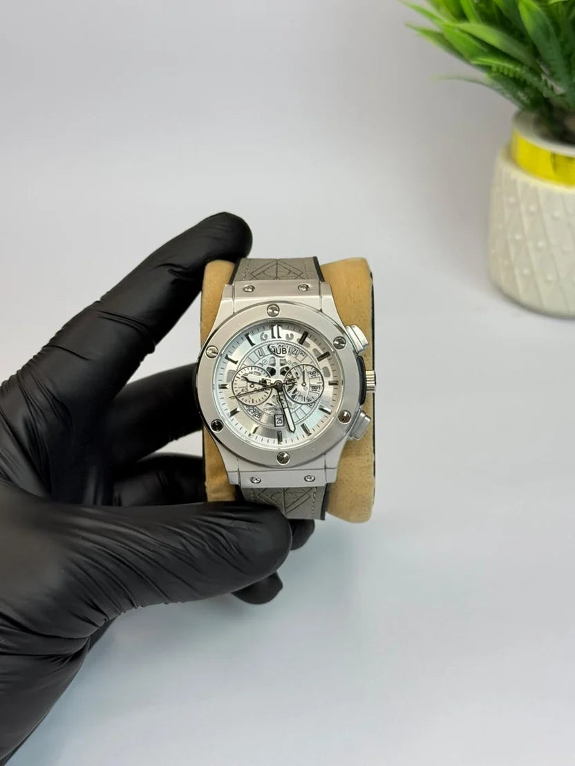Hublot white scelton with gray strap