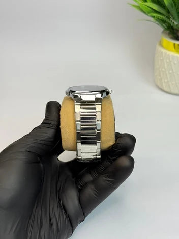 Honmin Watch with blue dail And water Resistance
